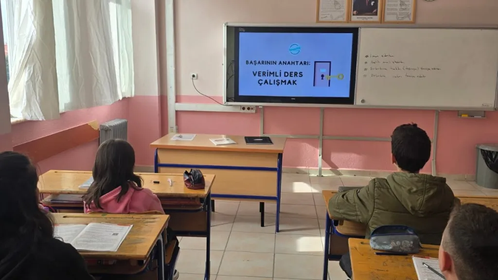 Ulubey Ümmü Baykan Anadolu İmam Hatip Lisesi fotoğrafı