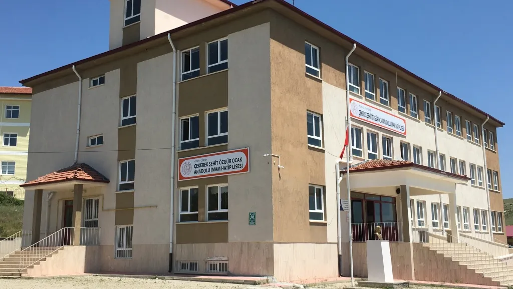 Çekerek Şehit Özgür Ocak Anadolu İmam Hatip Lisesi fotoğrafı