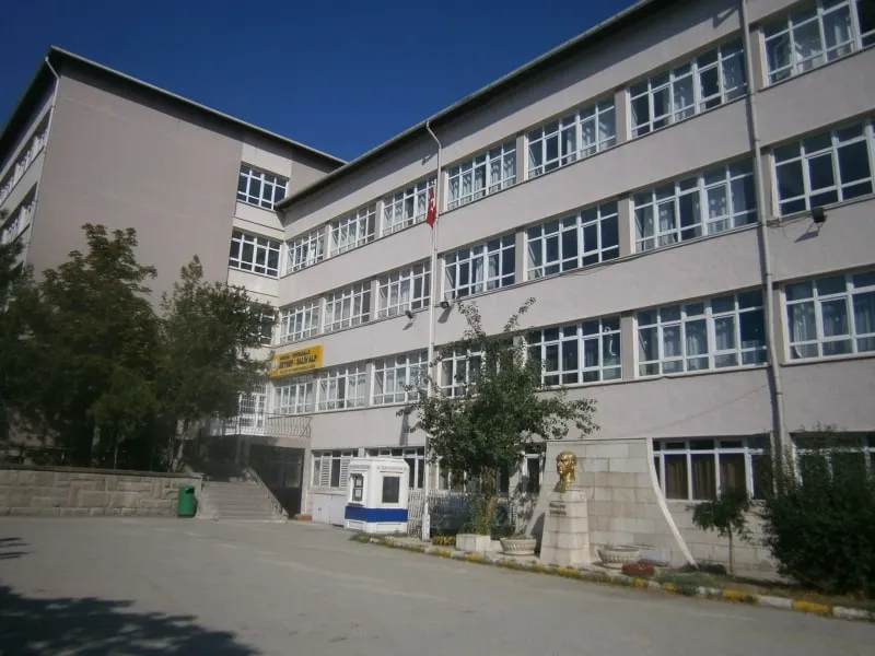Yenimahalle Zeynep-Salih Alp Mesleki Ve Teknik Anadolu Lisesi