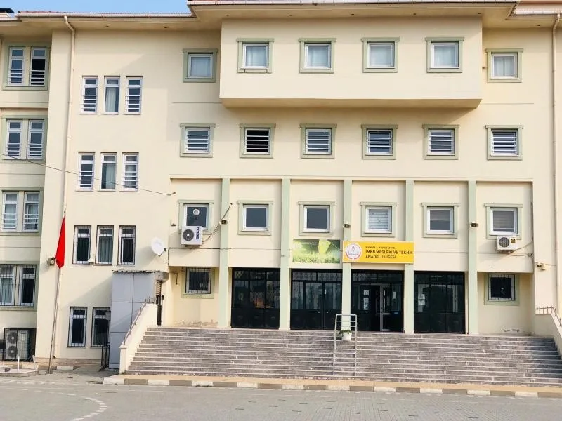 Borsa İstanbul Kız Mesleki Ve Teknik Anadolu Lisesi fotoğrafı