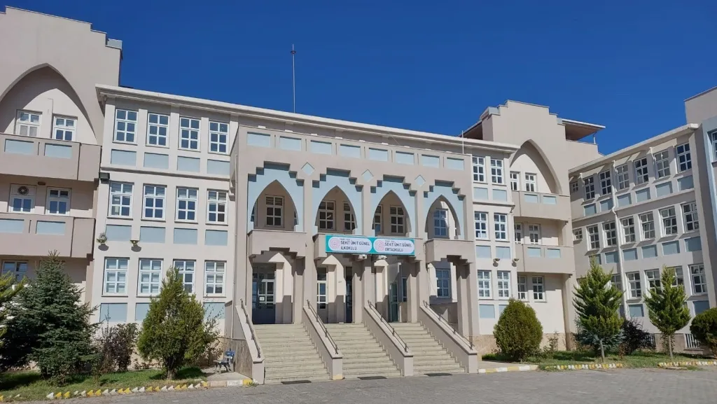 Şehit Ümit Günel Ortaokulu