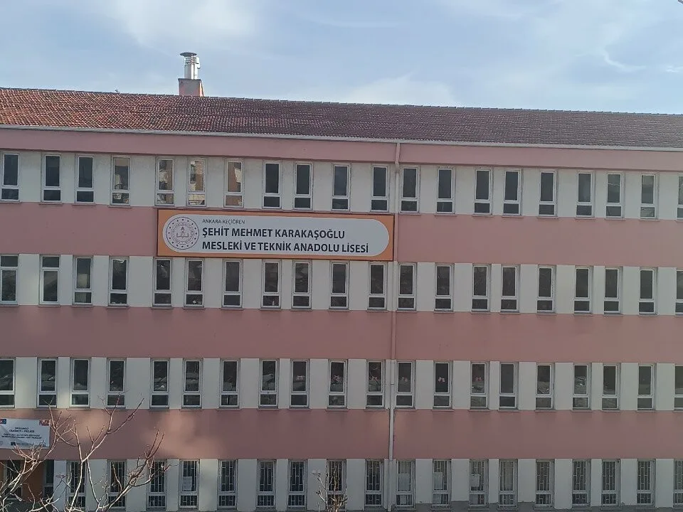 Şehit Mehmet Karakaşoğlu Mesleki Ve Teknik Anadolu Lisesi