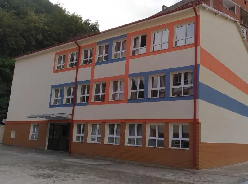 Cumhuriyet İlkokulu fotoğrafı