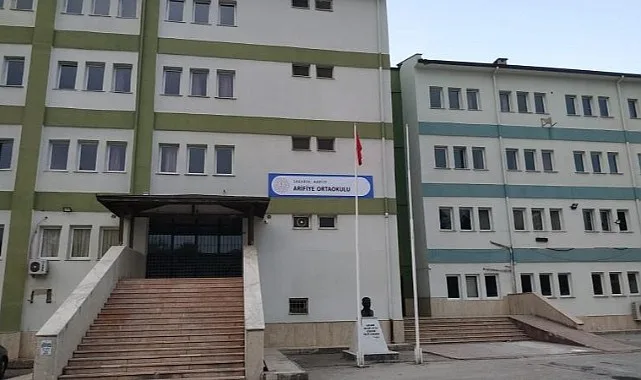 Akifiye Ortaokulu fotoğrafı