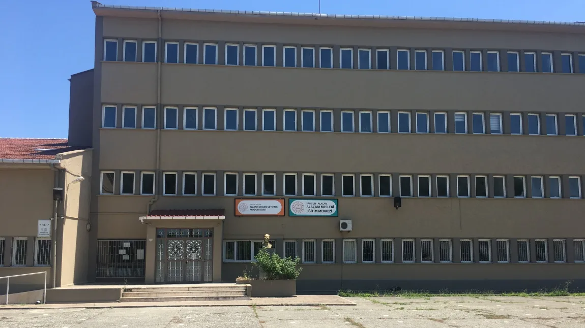 Alaçam Kız Mesleki Ve Teknik Anadolu Lisesi