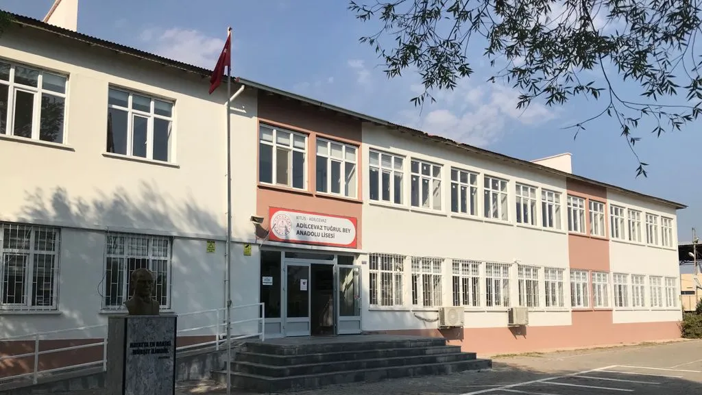 Adilcevaz Tuğrul Bey Anadolu Lisesi fotoğrafı