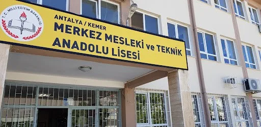 Kemer Merkez Mesleki Ve Teknik Anadolu Lisesi fotoğrafı