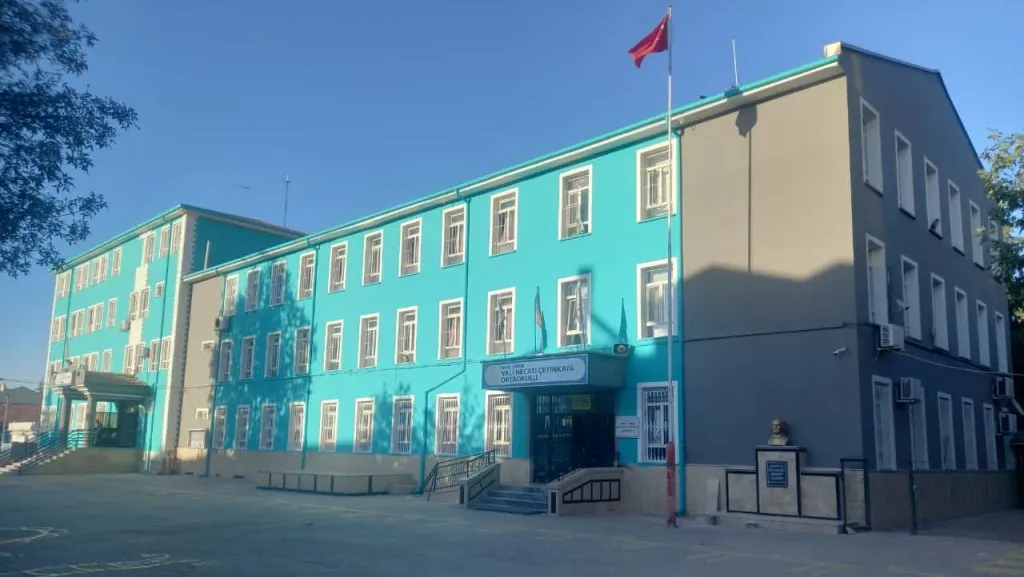 Vali Necati Çetinkaya Ortaokulu