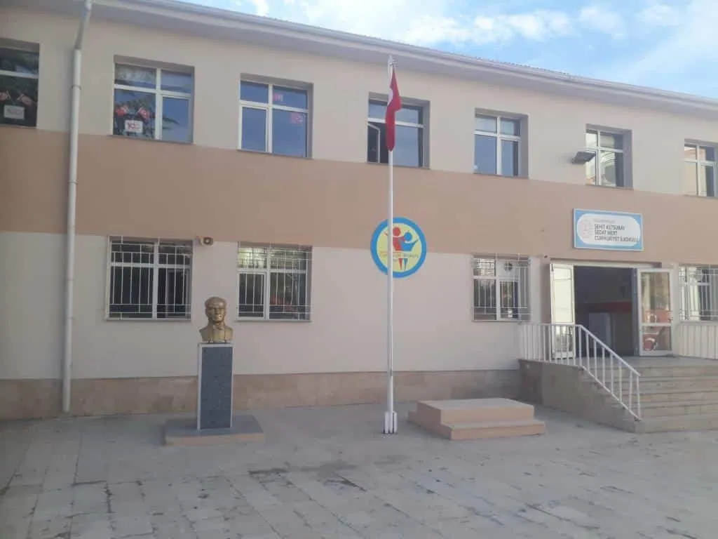 Şehit Astsb.Sedat Mert Cumhuriyet İlkokulu