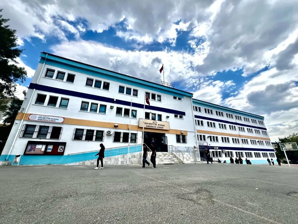 Hayrettin Duran Anadolu Lisesi fotoğrafı