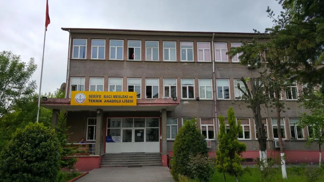 Şerife Bacı Kız Mesleki Ve Teknik Anadolu Lisesi fotoğrafı