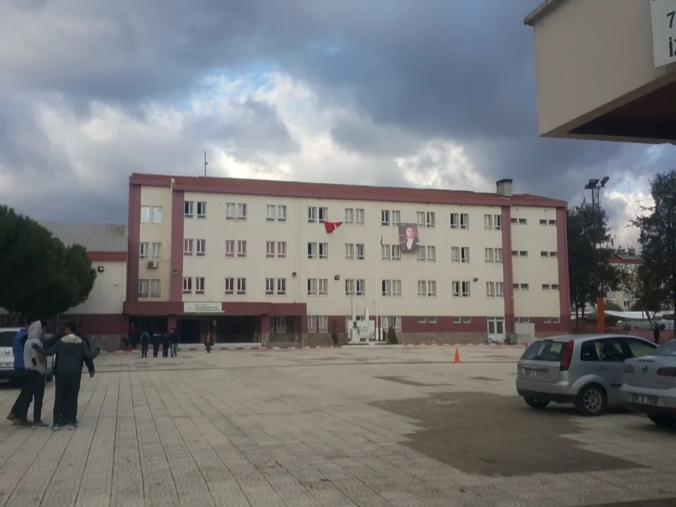 Ödemiş İlkkurşun Ticaret Mesleki Ve Teknik Anadolu Lisesi fotoğrafı