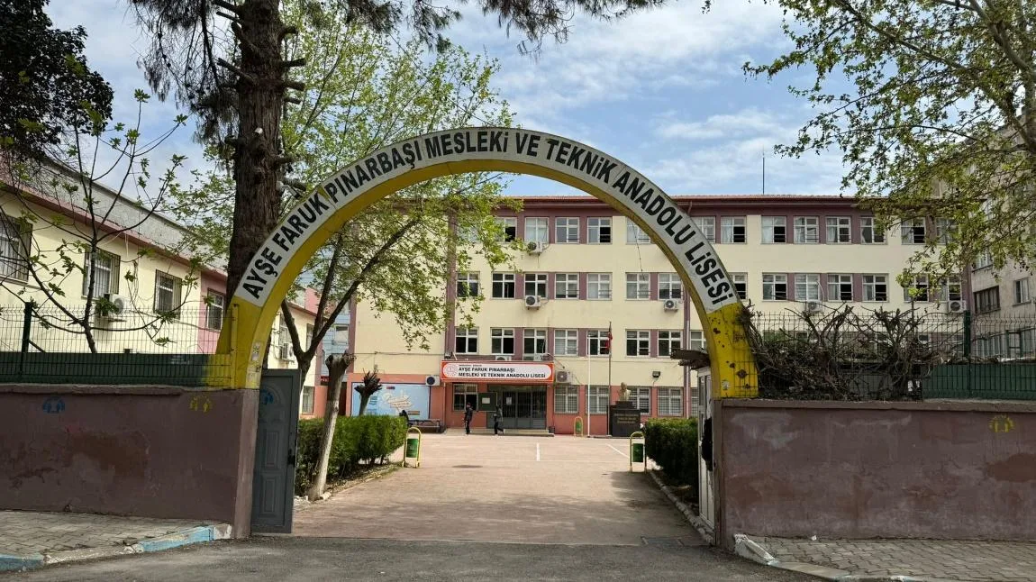 Ayşe-Faruk Pınarbaşı Ticaret Mesleki Ve Teknik Anadolu Lisesi fotoğrafı