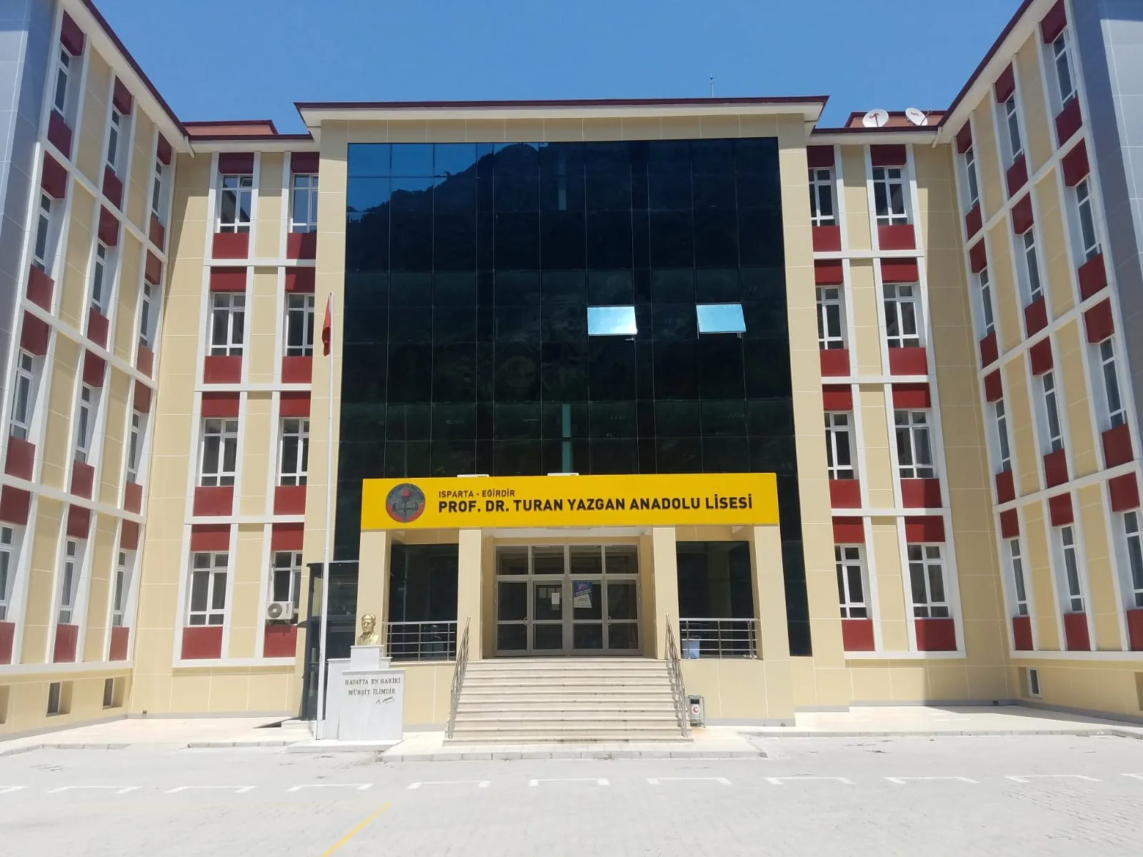 Prof. Dr. Turan Yazgan Anadolu Lisesi