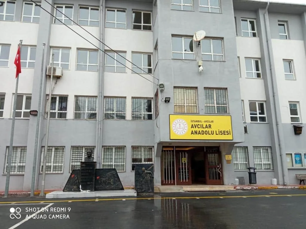 Avcılar Anadolu Lisesi fotoğrafı