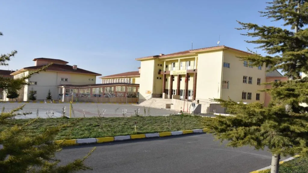 Niğde Güzel Sanatlar Lisesi fotoğrafı