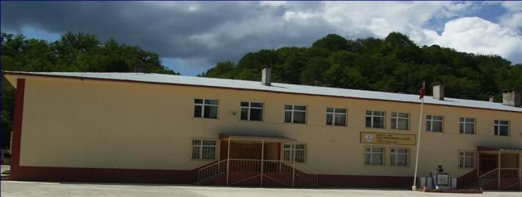Arıt Çok Programlı Anadolu Lisesi fotoğrafı