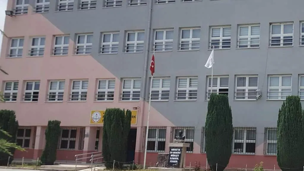 Refik Arslan Öztürk Fen Lisesi fotoğrafı
