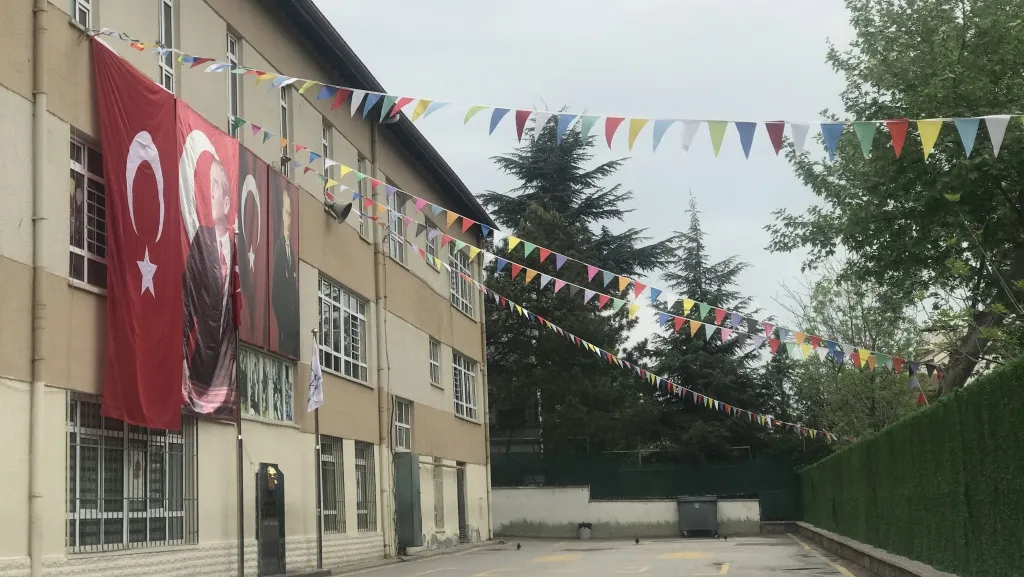 Dr.Reşit Galip İlkokulu