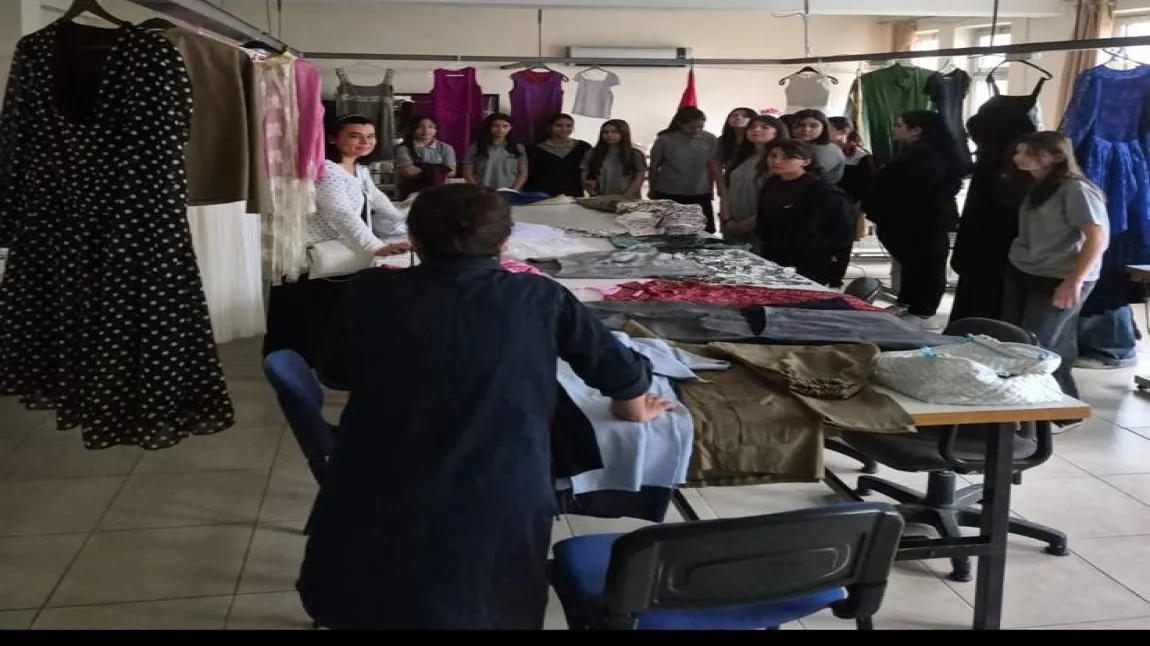 Kadirli Borsa İstanbul Kız Mesleki Ve Teknik Anadolu Lisesi