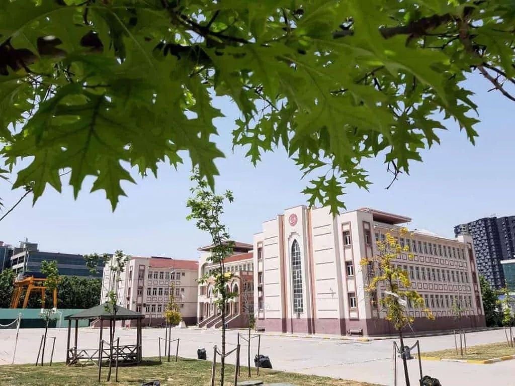 Bağcılar Anadolu İmam Hatip Lisesi