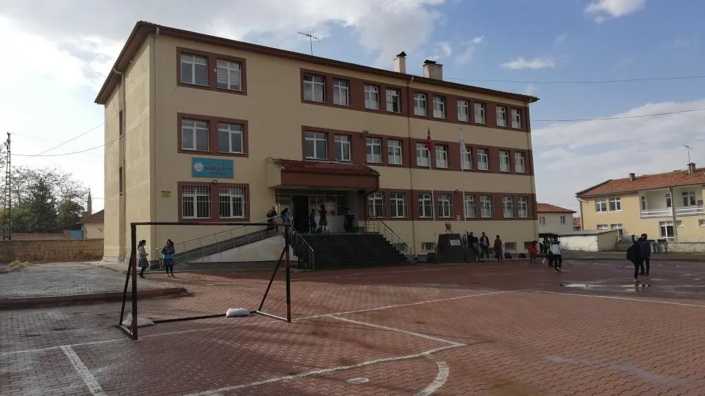 Kanuni Süleyman Ortaokulu fotoğrafı