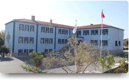 Foça Halim Foçalı Turizm Mesleki Ve Teknik Anadolu Lisesi fotoğrafı