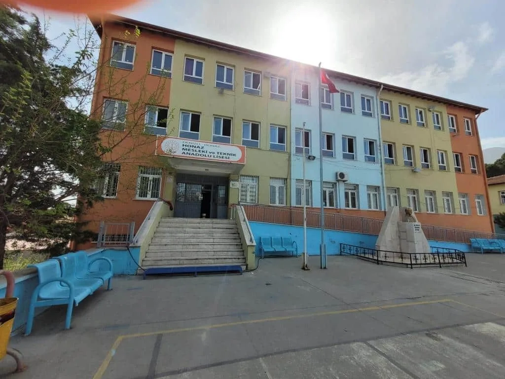 Honaz Mesleki Ve Teknik Anadolu Lisesi fotoğrafı