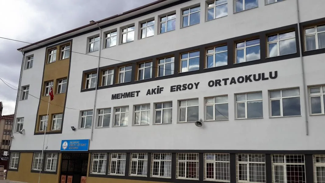 Mehmet Akif Ersoy Ortaokulu fotoğrafı