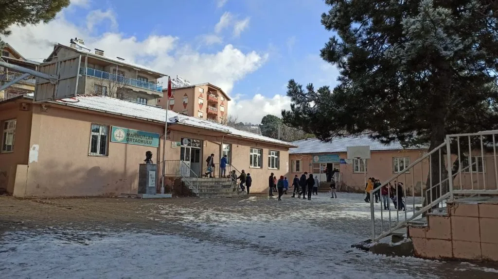 Mahmutlar Ortaokulu fotoğrafı