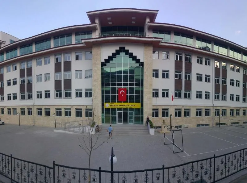 Artvin Anadolu İmam Hatip Lisesi