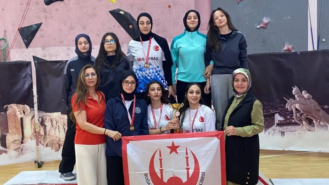 Boğaziçi Kız Anadolu İmam Hatip Lisesi fotoğrafı