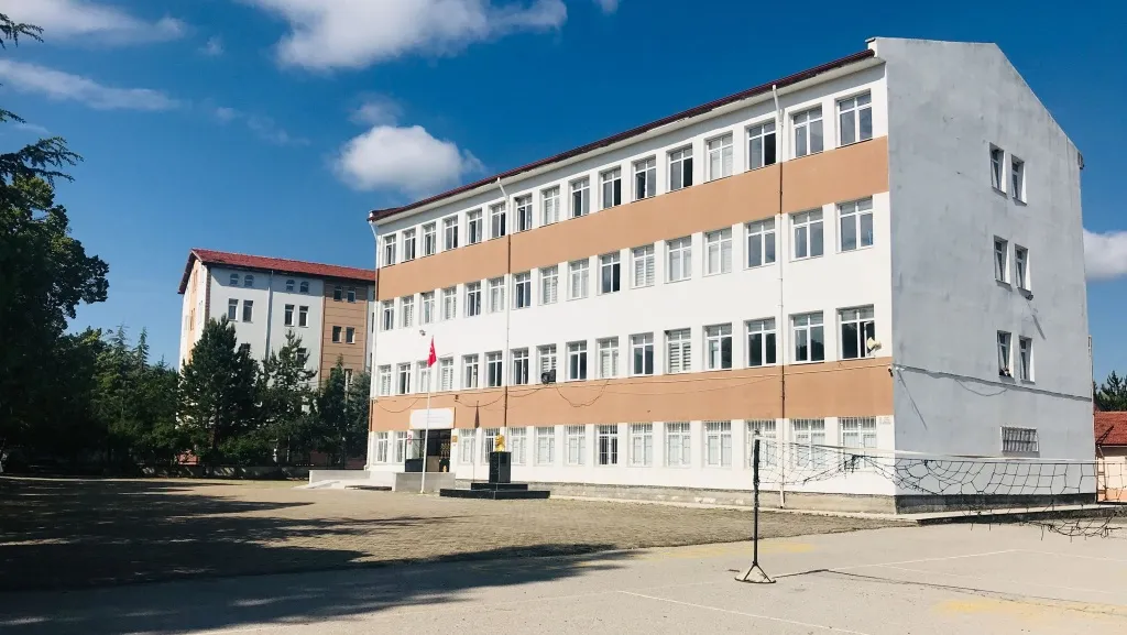 Şehit Mustafa Karasakal Çok Programlı Anadolu Lisesi fotoğrafı