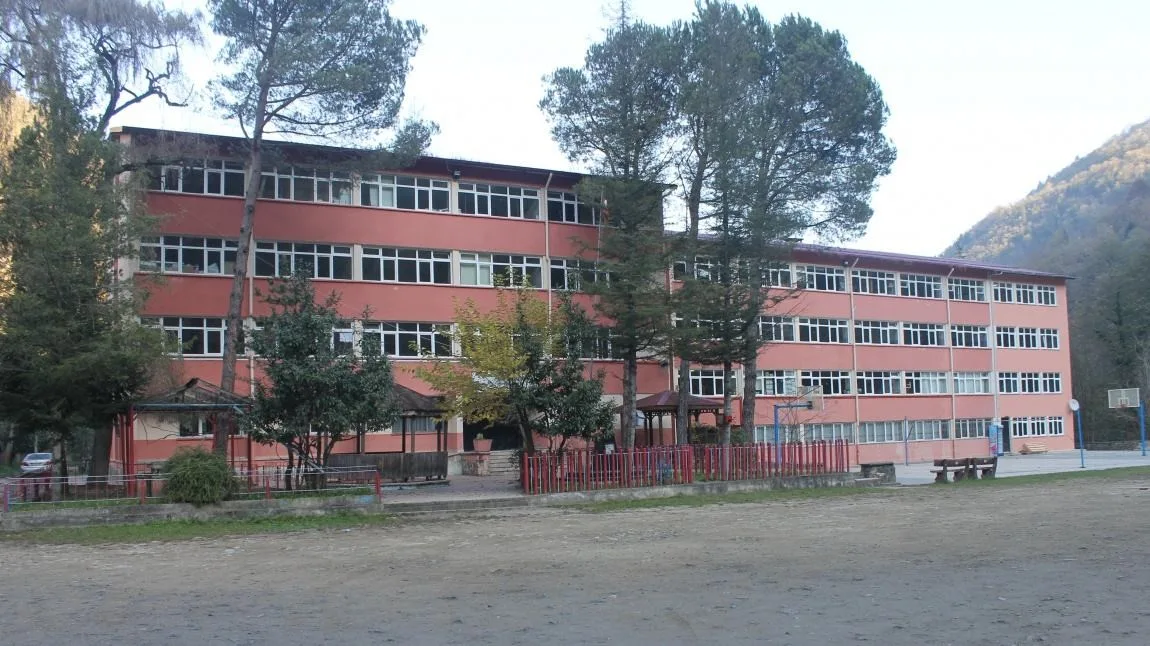 Çaykara Çok Programlı Anadolu Lisesi fotoğrafı