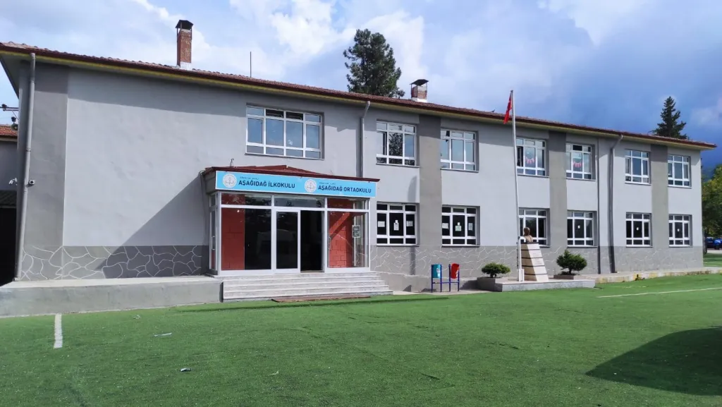 Aşağıdağ İlkokulu fotoğrafı