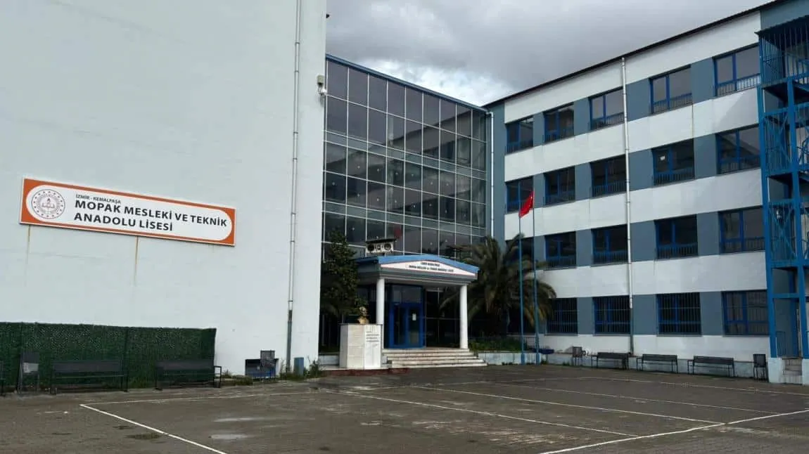 Kemalpaşa Mopak Mesleki Ve Teknik Anadolu Lisesi fotoğrafı