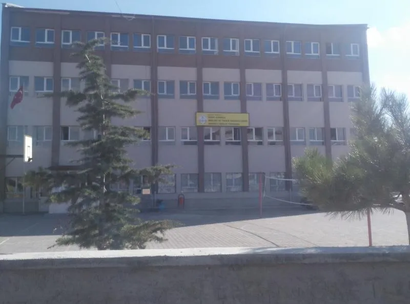Hakkı Atamulu Mesleki Ve Teknik Anadolu Lisesi fotoğrafı