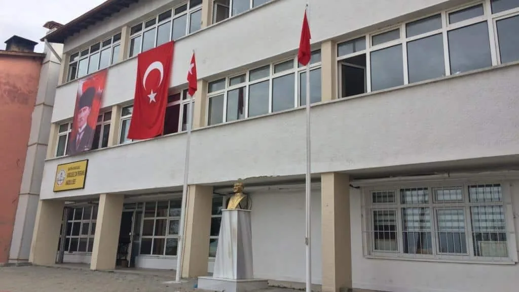 Kurucaşile Çok Programlı Anadolu Lisesi fotoğrafı