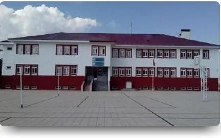 Başdervişli Ortaokulu