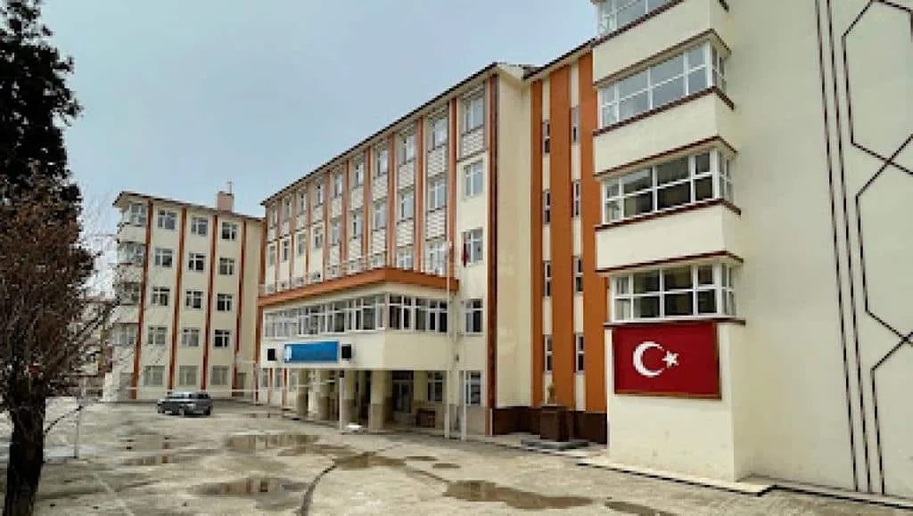 Mikdat Sarıalioğlu Ortaokulu fotoğrafı