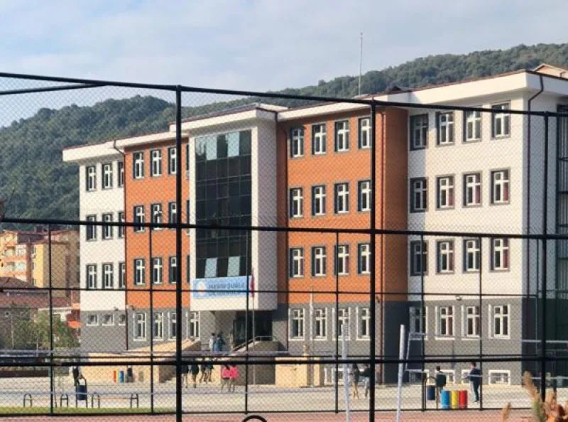 Merih Şuğle Ortaokulu