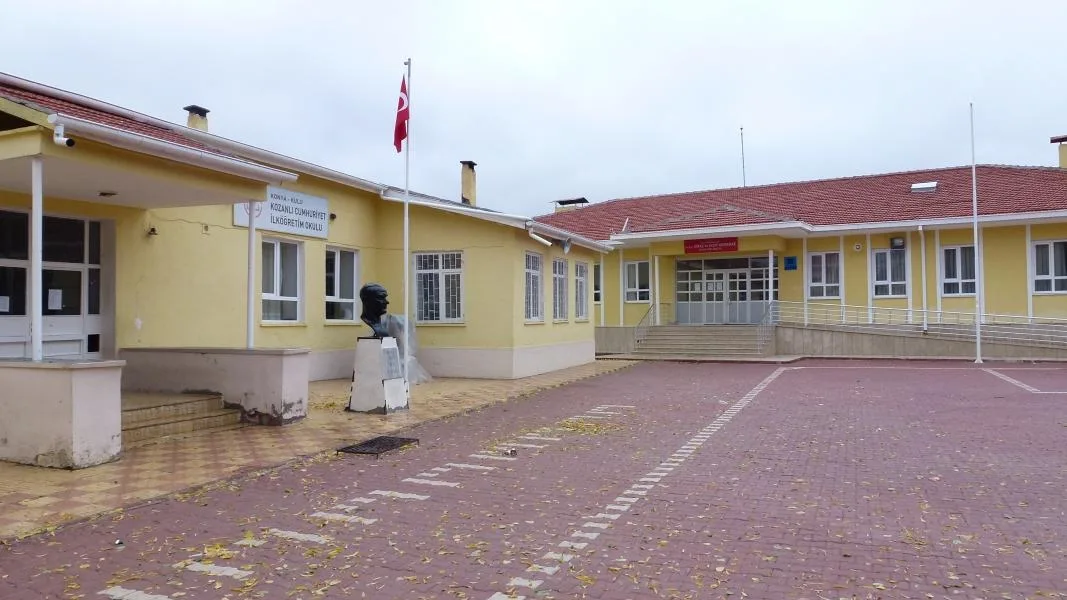 Cumhuriyet İlkokulu