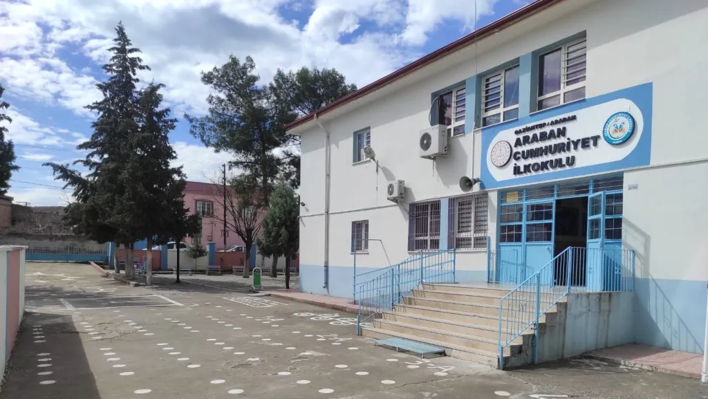 Araban Cumhuriyet İlkokulu fotoğrafı