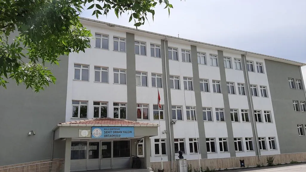 Şehit Orhan Yalçın Ortaokulu fotoğrafı