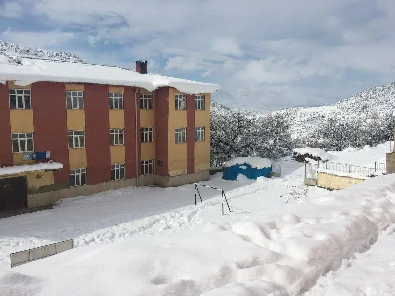 Karasungur İlkokulu fotoğrafı