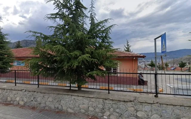 Ali Tepe Topçubağı İlkokulu