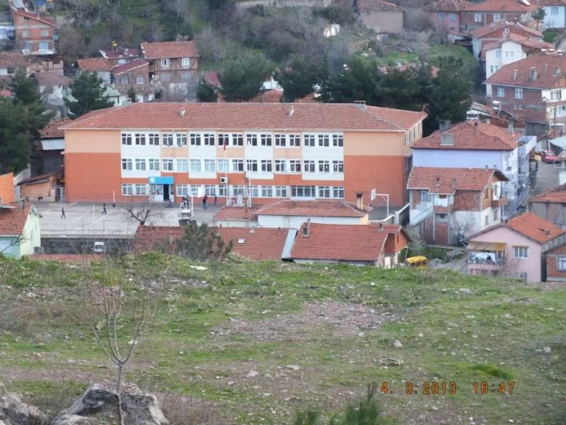 60.Yıl Cumhuriyet İlkokulu fotoğrafı