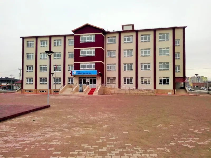İnönü İlkokulu