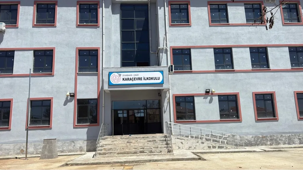 Karaçevre İlkokulu