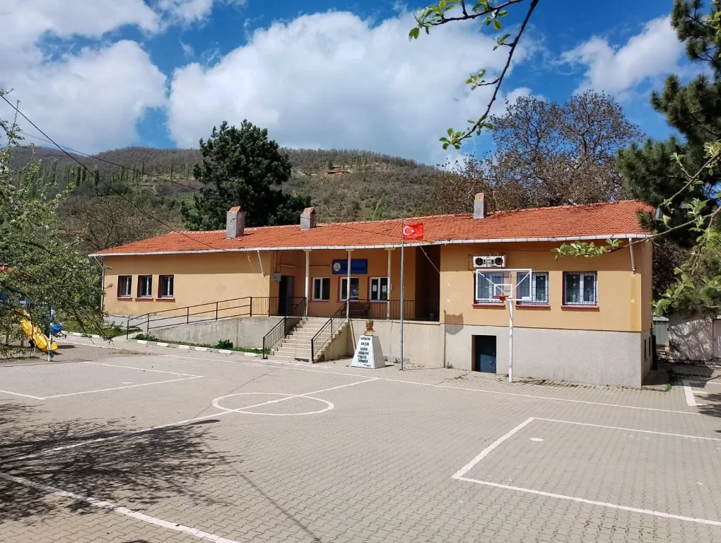Sarısu İlkokulu